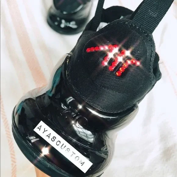 - Air max 270 custom Swarovski crystals - Picture 3 of 3